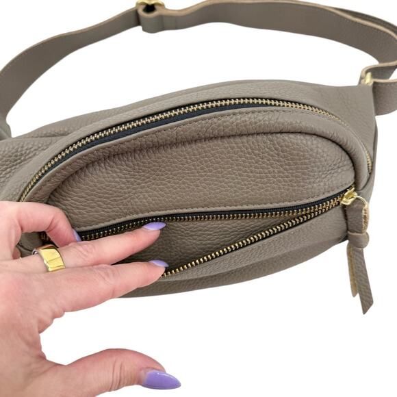 OLIVEVE Willa Waist Bag Convertible Crossbody Italian Buffalo Leather Gray Tan - Picture 6 of 11